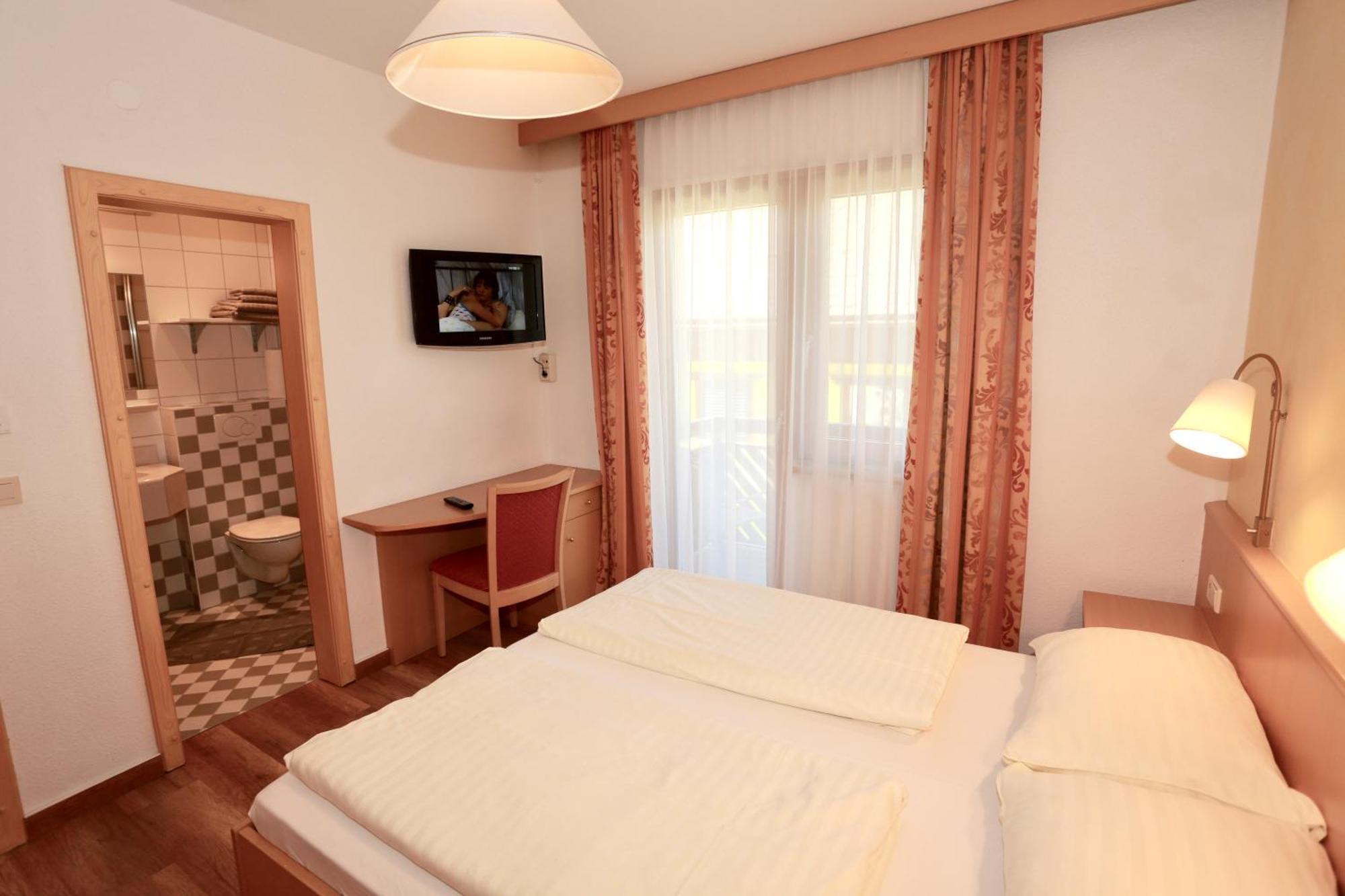 Reisslerhof Hotel Грьобминг Екстериор снимка