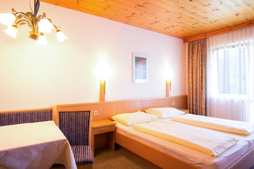 Reisslerhof Hotel Грьобминг Екстериор снимка